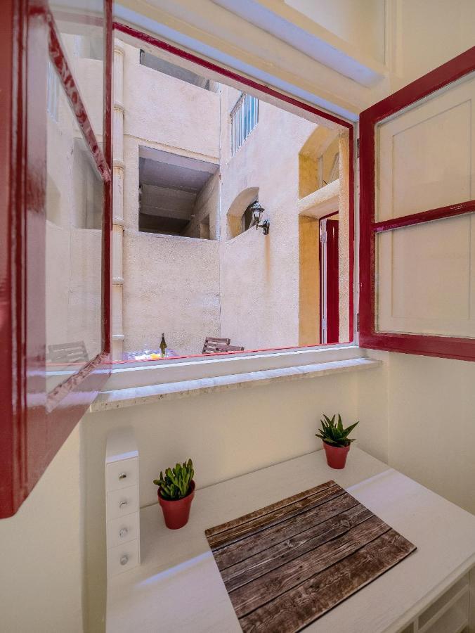 Valletta Main Street Apartment Exterior photo